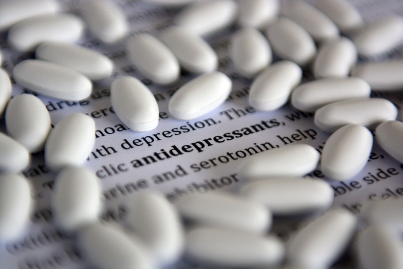 Как работают антидепрессанты по рецепту и без него